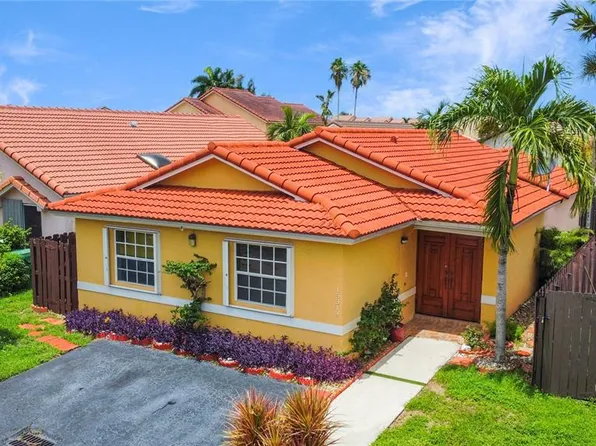 15319 SW 53rd Ter, Miami, FL 33185