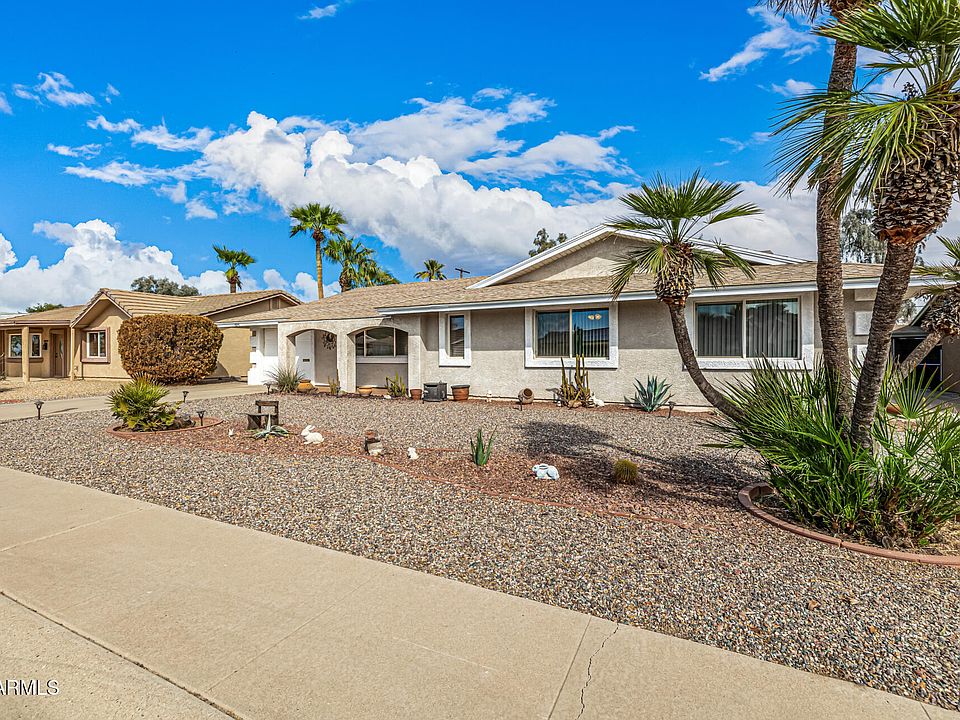 DAWN CURRENT '93 　古いですが美品に近い？ 1960 Canada .800 Fine Silver Dollar Lustrous Choice BU PL - KM54 w