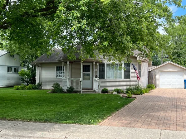751 Meadow Ct, Bradley, IL 60915