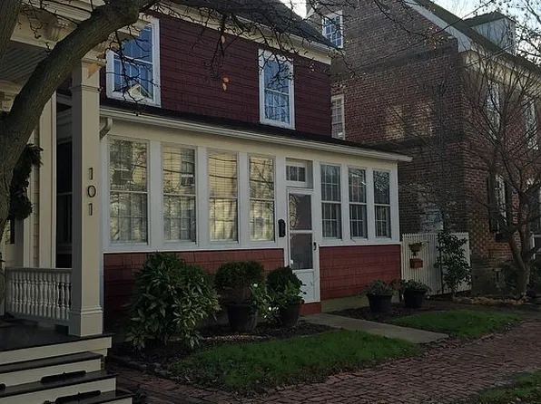 99 N Queen St, Chestertown, MD 21620