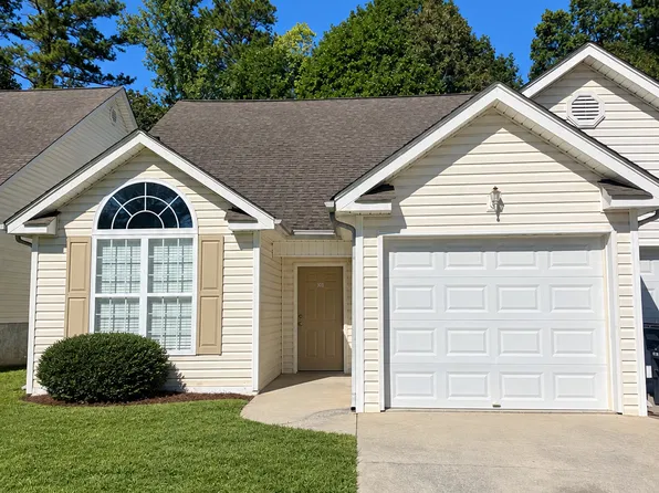 205 Crawford Dr, La Fayette, GA 30728