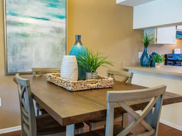 Bay Club Apartment Homes