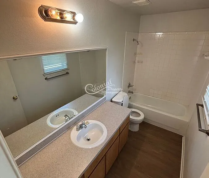1627 Yuma Trl #A — Photo 8