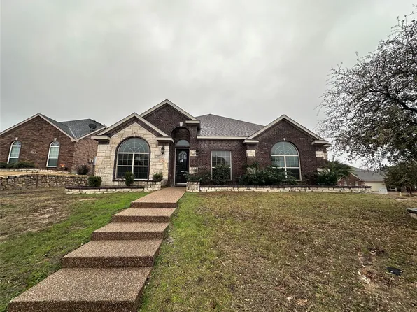 702 Carolyn T Hunt Dr, Cedar Hill, TX 75104