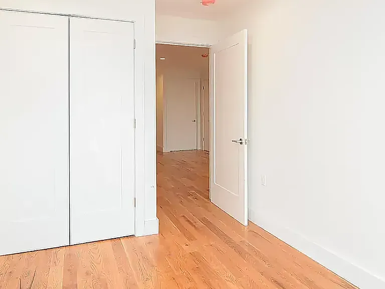912 Bergen St #6BE — Photo 4