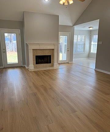 3rd image of 70300 7th St