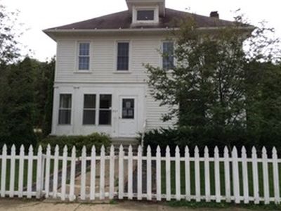205 W Main St, Tiskilwa, IL, 61368