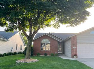 7103 Preston Dr, Springfield, IL 62711