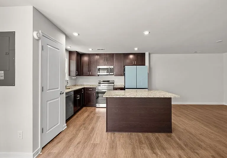 3372 Dewsberry Ln — Photo 12