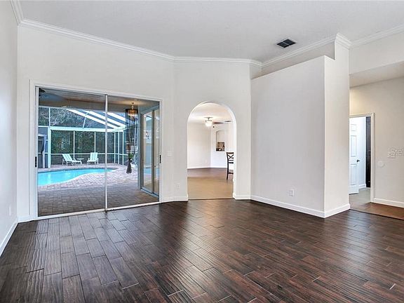 4th image of 3529 Autumn Glen Dr