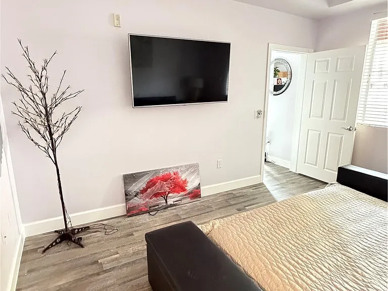 87 E Agate Ave #202 — Photo 10