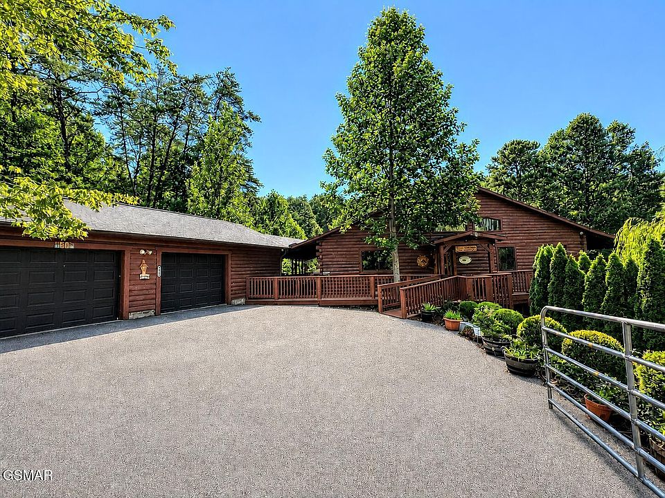 1st image of 1665 Scenic Woods Way