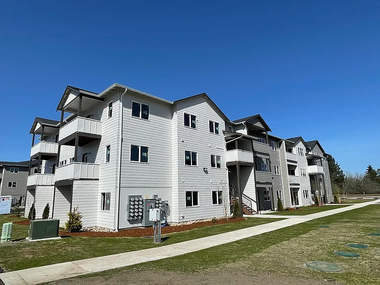 Ridgeline Apartments — Photo 3