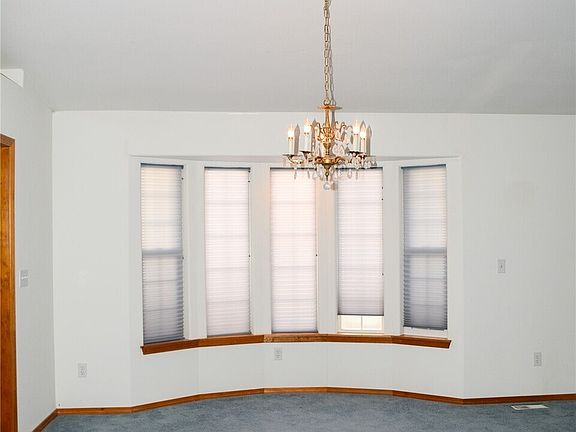 4th image of 508 W 7th Avenue