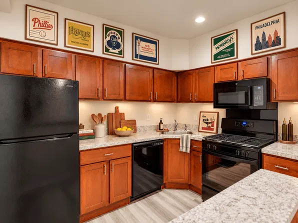 St. Regis Apartments