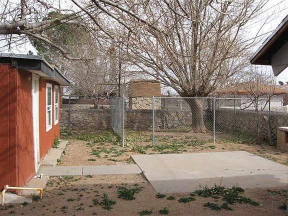 5th image of 4912 Royal Dr