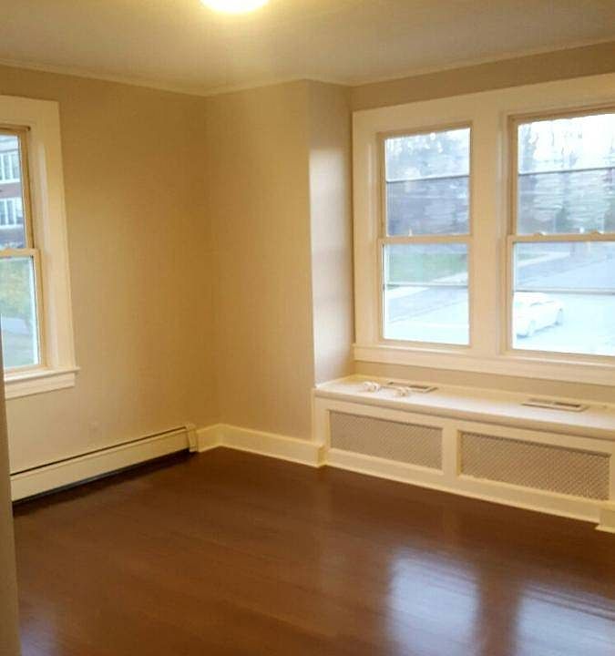 1st image of 16 Benjamin St #2