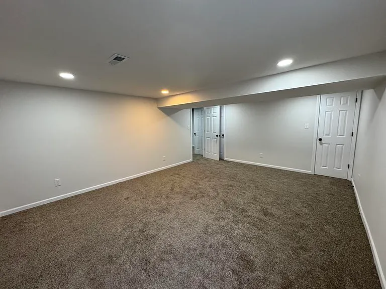 1427 Austin Ave — Photo 23