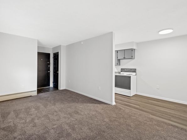 478 4th St APT 204