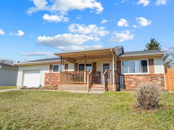 834 Crescent Dr, West Jefferson, OH 43162