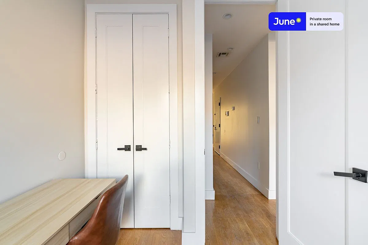 Full bedroom in 3 bed/1 bath home in Central Harlem #1090 C — Photo 2