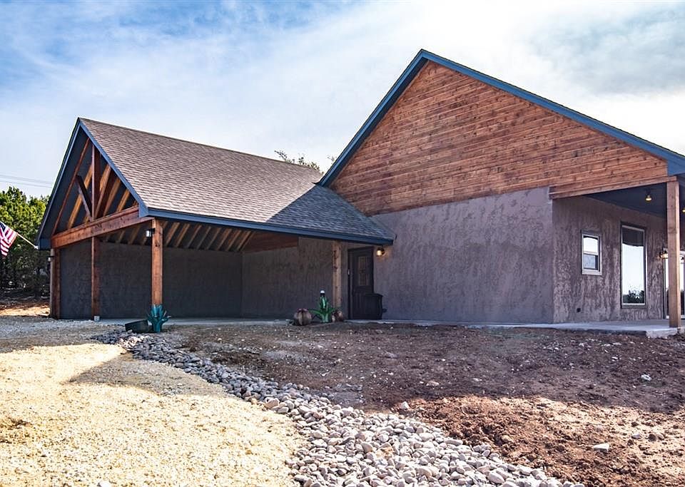 1st image of 710 Peninsula Dr
