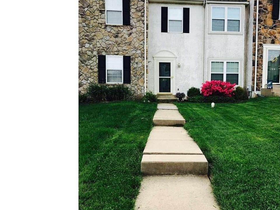 1st image of 304 Galway Dr
