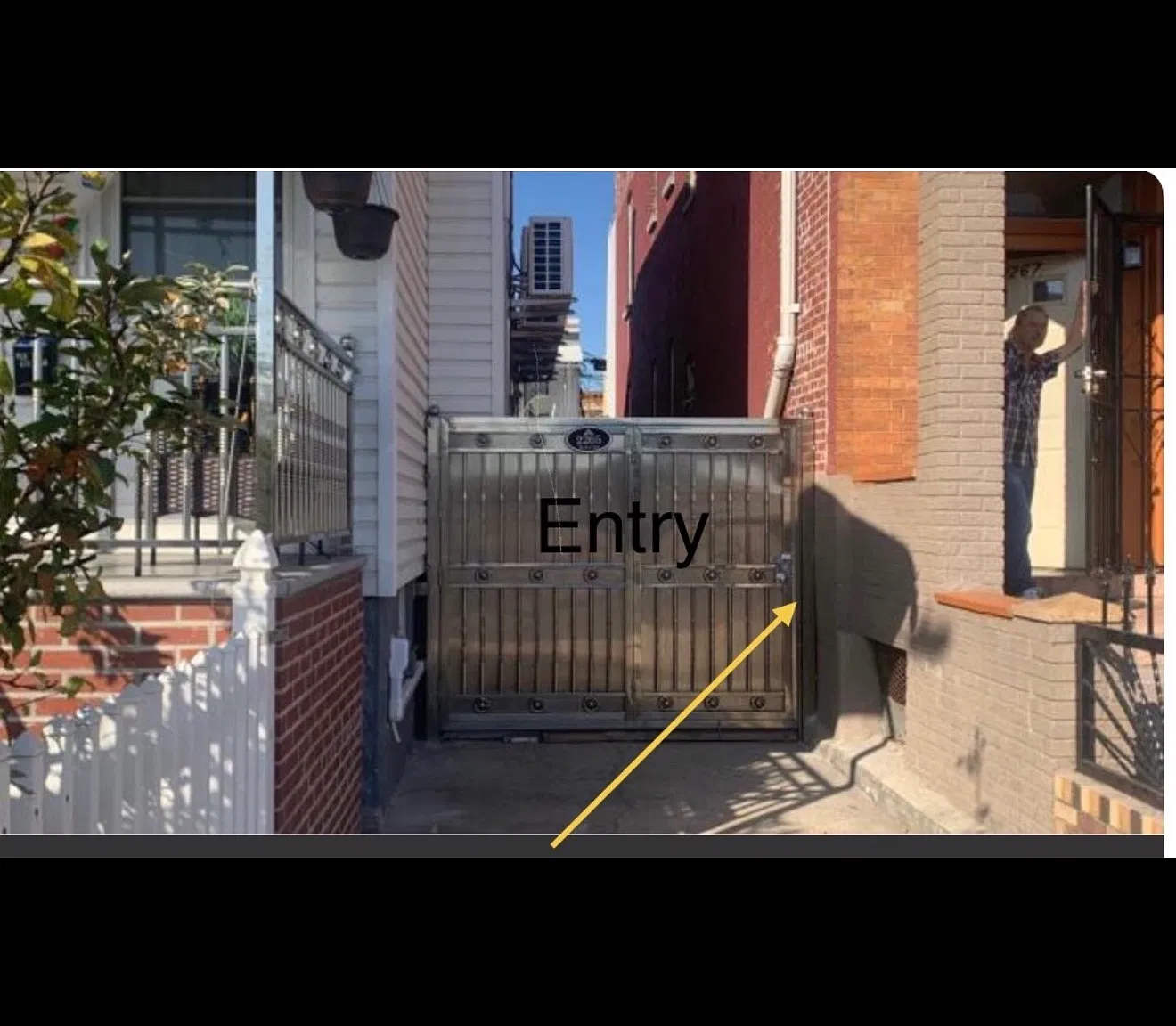 1 bed, 384 sqft, $2,600 — Photo 2