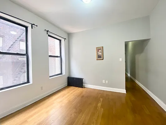 Rented by Bruma Realty LLC | media 8