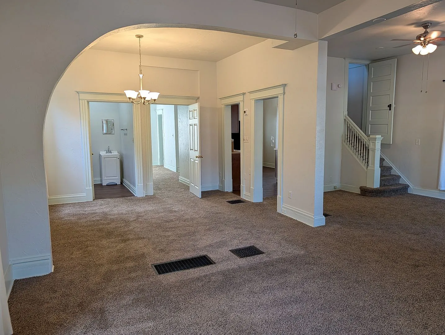 Colorado Ave 2209 W. — Photo 3