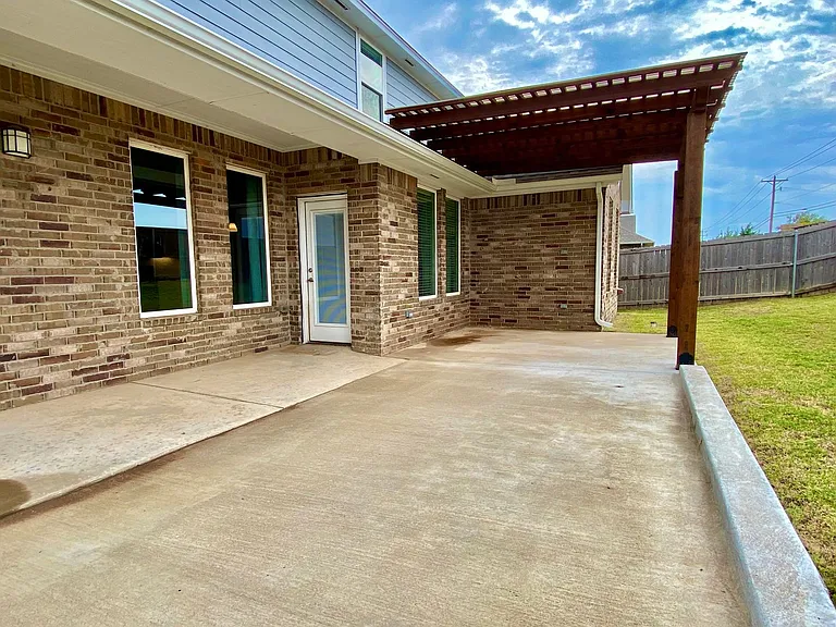 12829 High Plains Ave — Photo 22