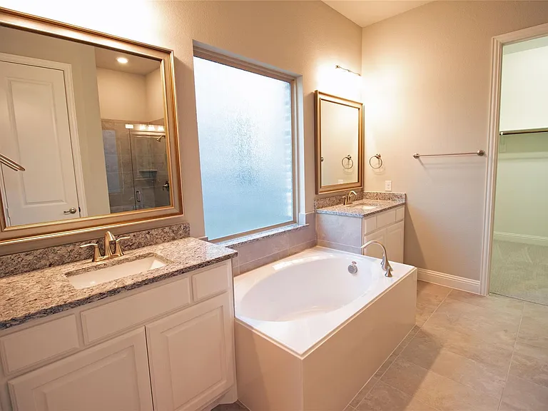 7235 Sanctuary Dr — Photo 20