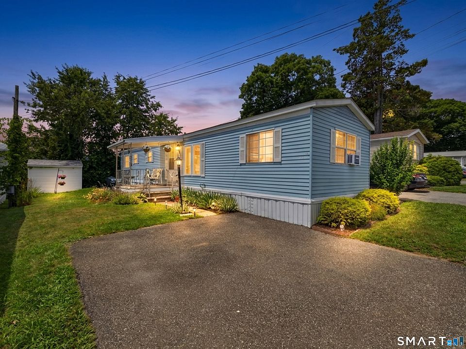 1st image of 10 Chestnut Drive