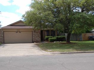 2023 Rey Dr, Woodway, TX 76712