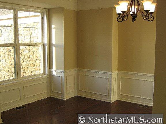 5th image of 7531 Beacon Court