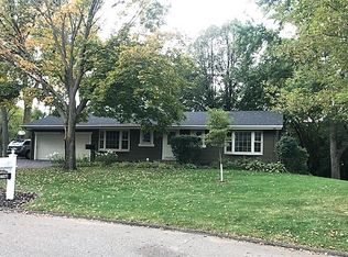 3848 Susan Ln, Minnetonka, MN 55345