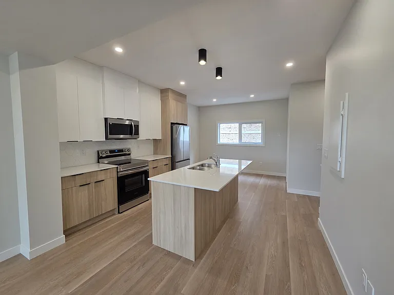 6203 109a St NW #1 — Photo 14
