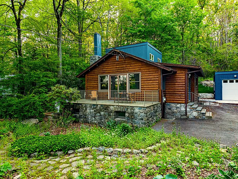 317 Lake Shore Rd — Photo 17