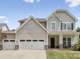 5034 Stonehill Ln, Matthews, NC 28104
