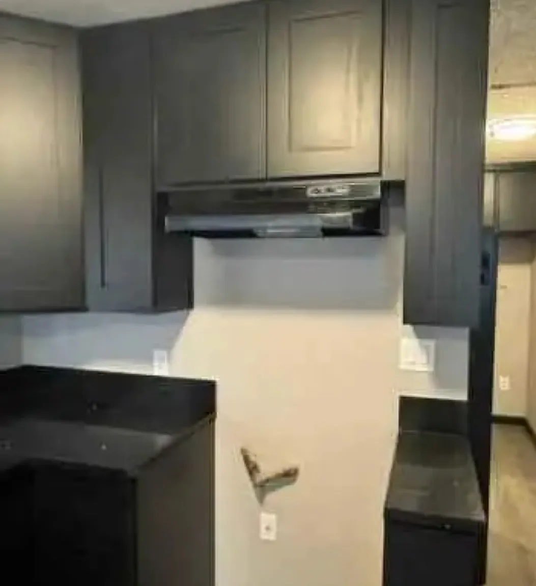 2 bed, $1,650 — Photo 2