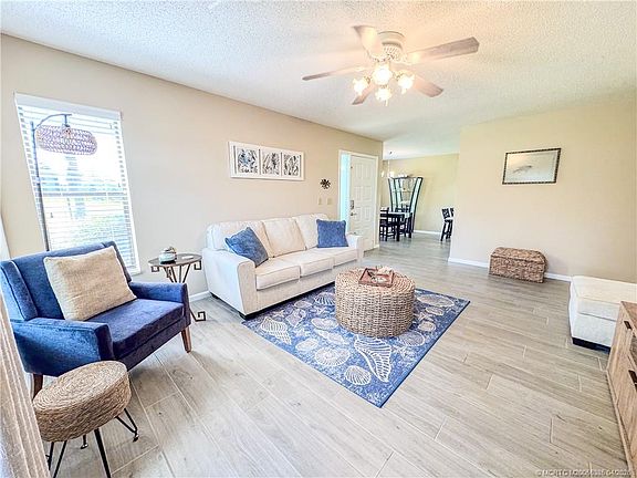 2nd image of 950 S Kanner Hwy APT 204