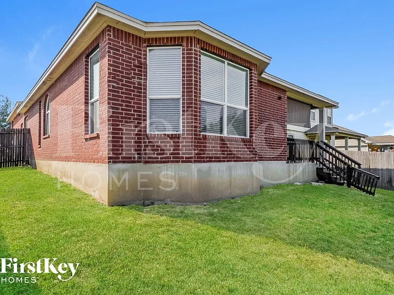 10215 Mill Path — Photo 14