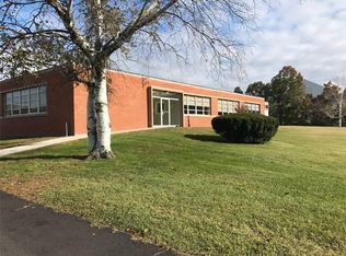 678 George Washington Hwy, Lincoln, RI 02865