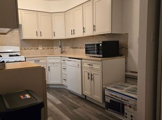 15539 78th St #2, Howard Beach, NY 11414