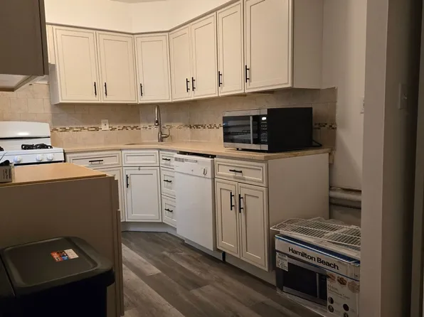 15539 78th St #2, Howard Beach, NY 11414