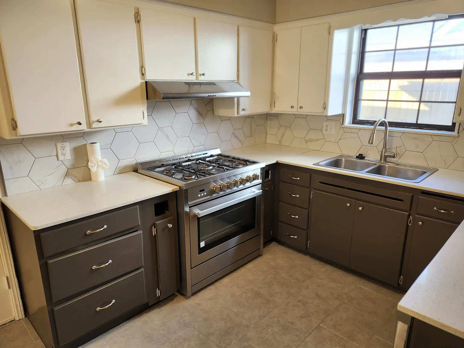 3020 SW 61st St — Photo 3