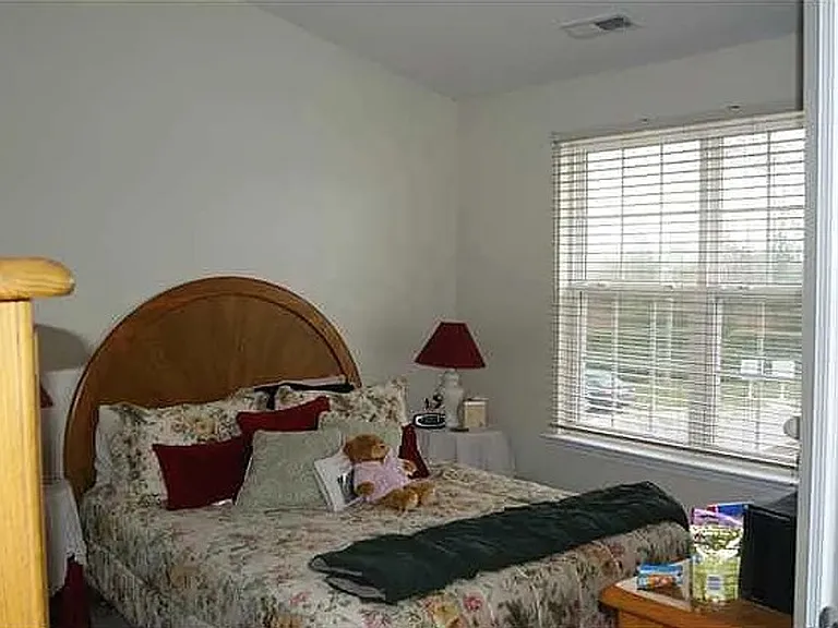21 Canary Ct — Photo 7