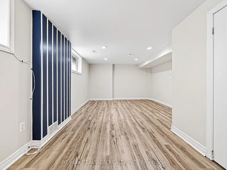 454 Donlands Ave #R2 — Photo 15