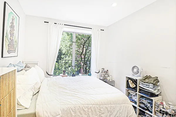 Rented by Leviathan Leasing LLC | media 6