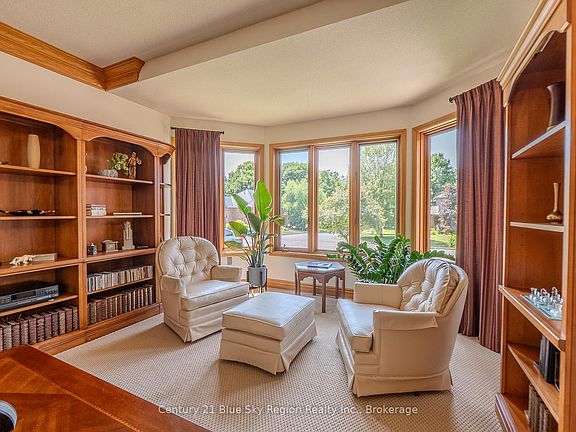 3rd image of 107 Nottingham Dr